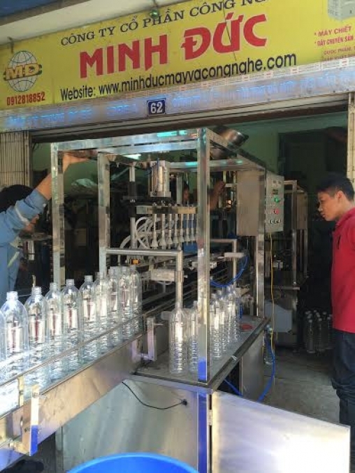 Máy chiết rót tự động